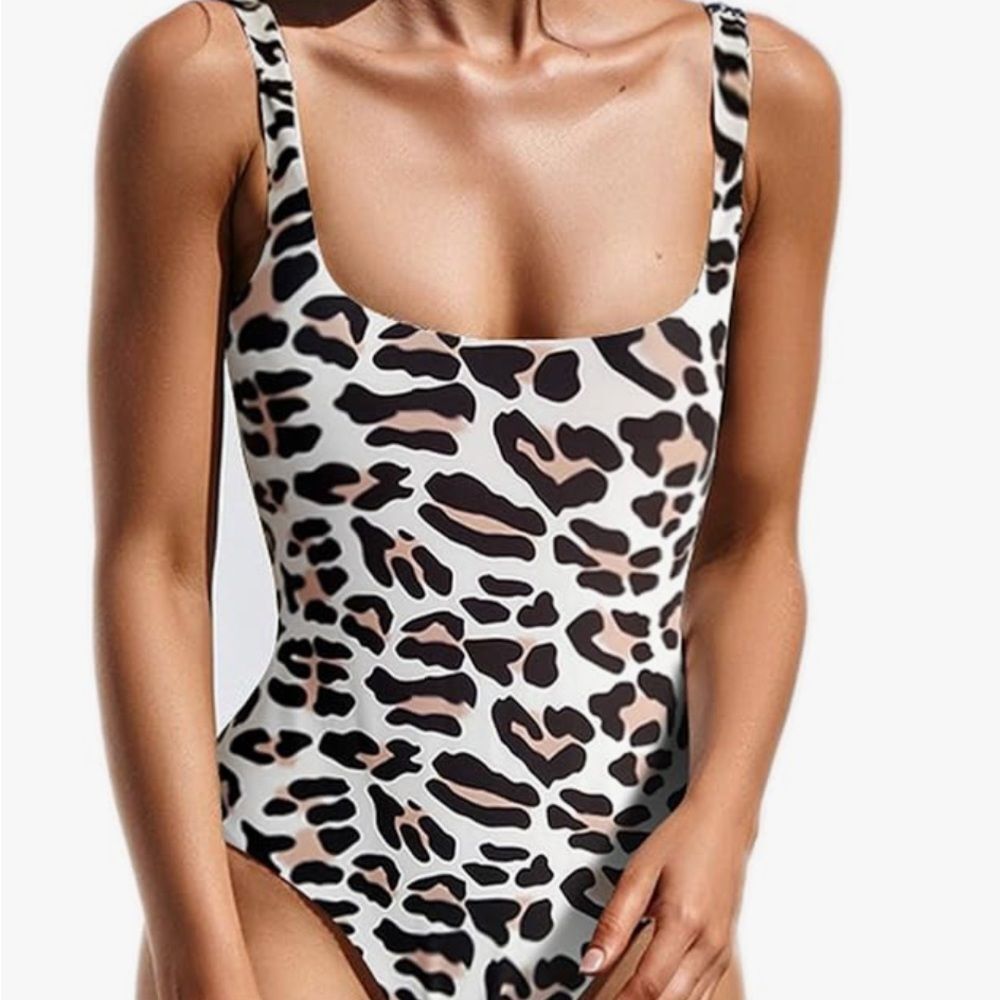 Women’s Swimsuit - One Piece, Backless, Thong - or Bodysuit - Leopard - L - New